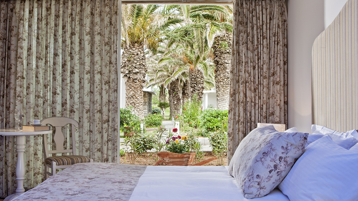 Superior Bungalow Garden View 